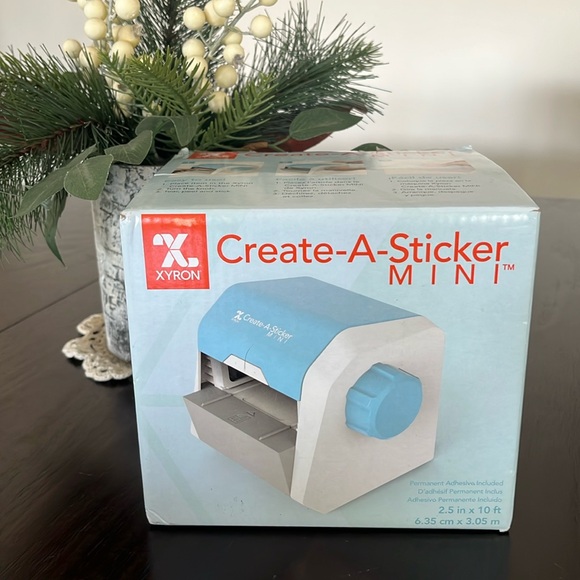 Xyron Create a Sticker,  Mini Sticker Maker, Paper Projects Permanent Adhesive - Picture 2 of 10